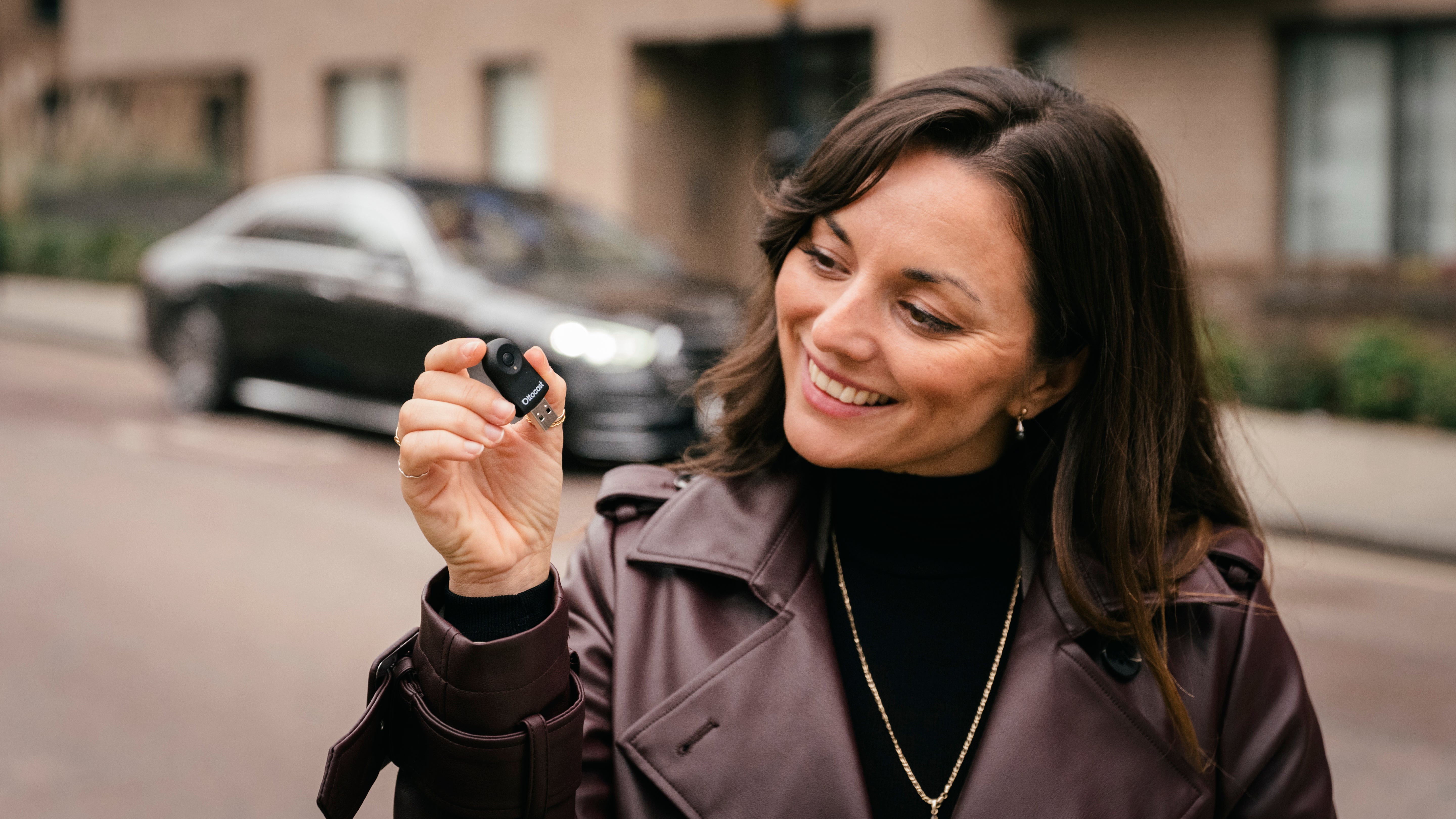 (🎉Black Friday Saldi estivi 55% di sconto) Ottocast Mini Wireless CarPlay/Android Auto Adattatore